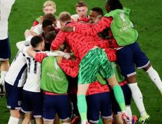 IM体育官网入口-荷兰队在比赛中击败对手，轻松晋级