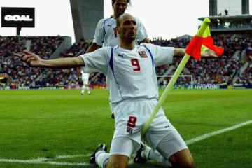 IM体育官方平台-包含捷克队在国际比赛中取得优异表现斩获胜利的词条