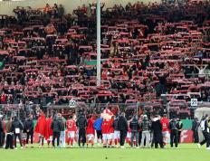 IM体育数据分析平台-包含欧洲联赛榜首对决，生死一搏的词条