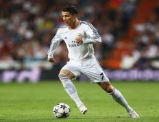 IM体育注册链接-篮网对阵上海队，布伦森如何以一己之力主宰比赛走向