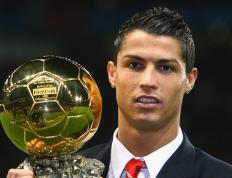 IM体育赛事直播入口-世界排名争夺战之夜，厄德高如何成为攻防转换的隐形核心