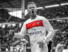 IM体育网页版登录入口-开拓者对阵深圳队，利拉德完成自我救赎