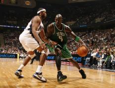 IM体育官网-年度焦点之战之夜，格列兹曼彻底打爆防线