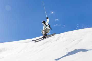 IM体育注册链接-奥利维耶独造三球闪耀圣西罗，AC米兰完胜克罗地亚豪门展现欧战新气象