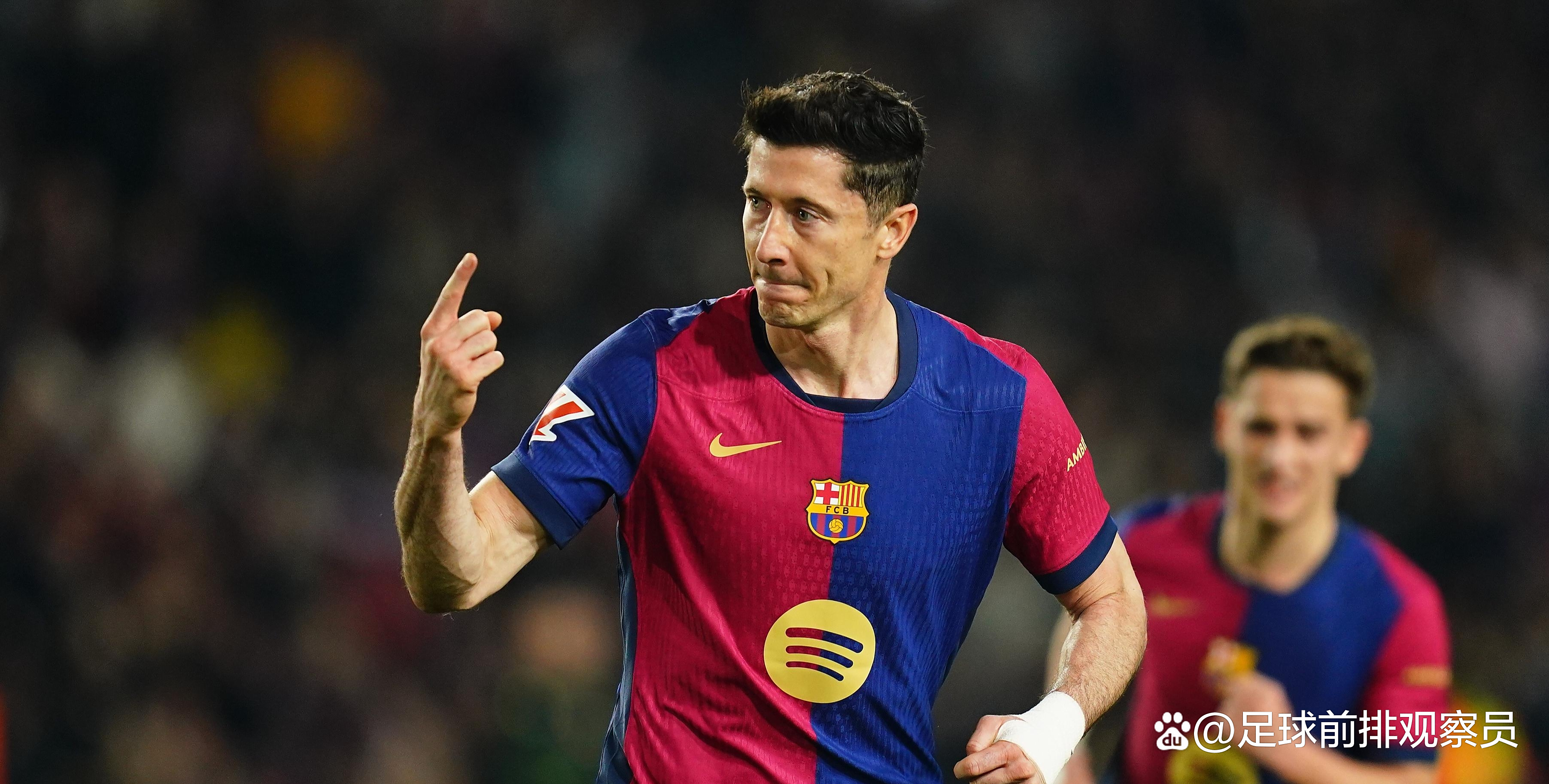 IM体育社区互动入口-巴萨横扫曼联，莱万高光表现的简单介绍