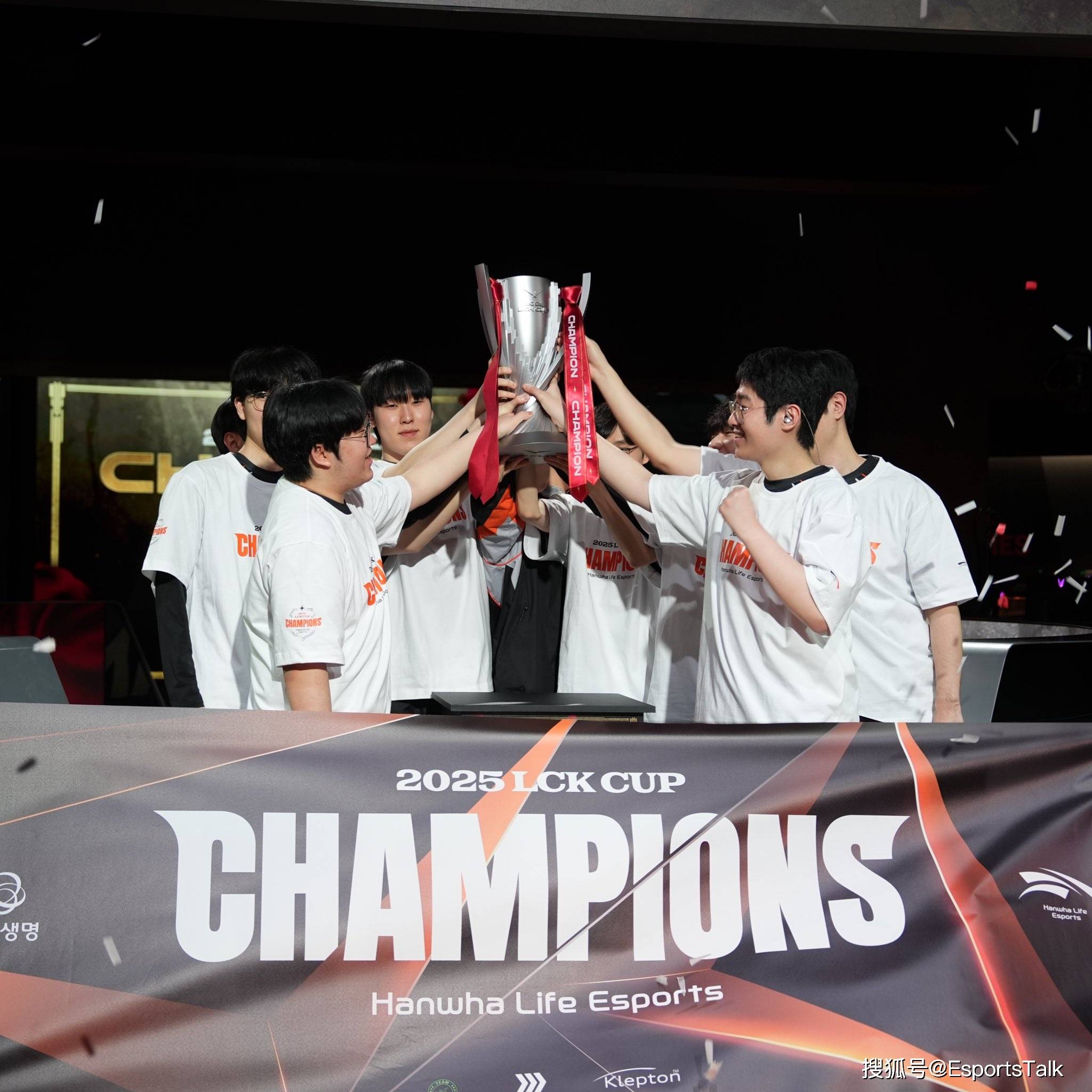 IM体育平台-包含GEN轻取T1，Perkz打破历史纪录的词条