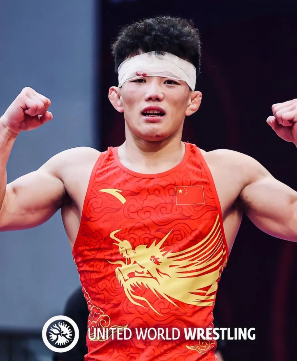 IM体育在线注册-激情四射的竞技场上,冠军耀眼夺目的简单介绍