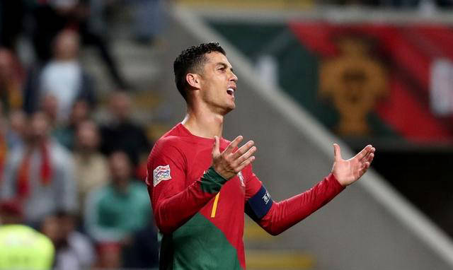 IM体育官网入口-荷兰队在比赛中击败对手，轻松晋级