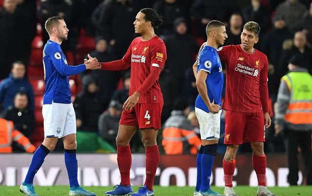 IM体育官网入口-包含埃弗顿再下一城，横扫对手领跑积分榜的词条