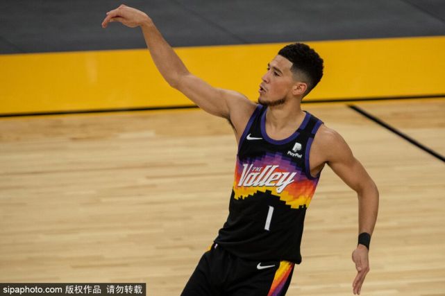 IM体育数据分析平台-包含国王险胜北京队，武切维奇高光表现的词条