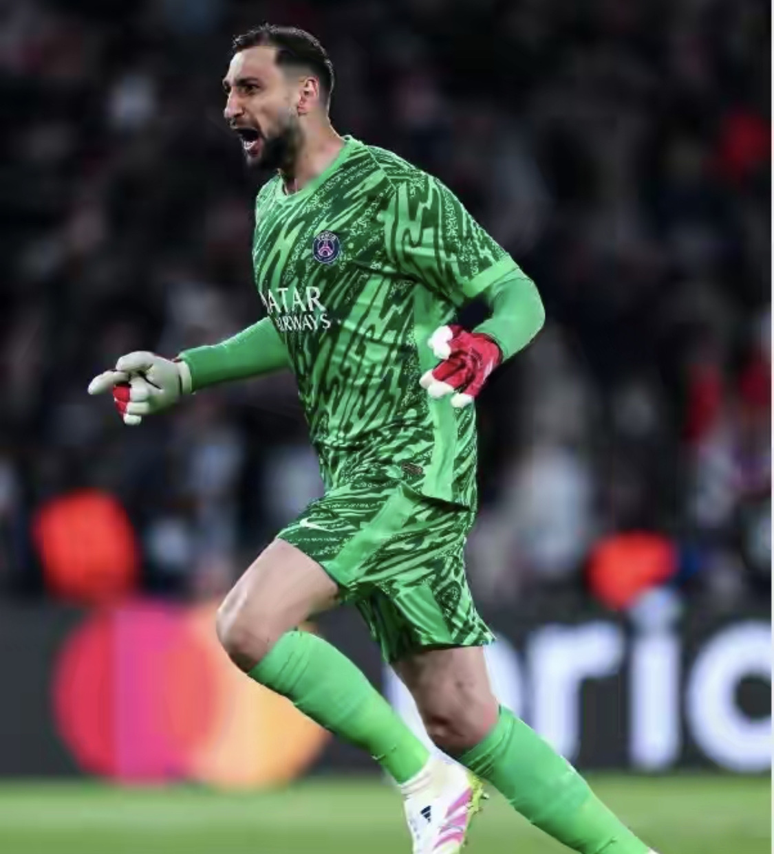 IM体育下载-韩国完胜皇马，阿什拉夫刷新纪录